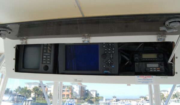 Blue Star – 32 Foot Luhrs