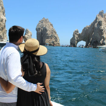 Cabo Party Boat Lilypad
