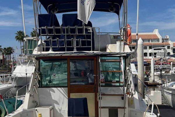 Blue Water – 35 Foot Riviera