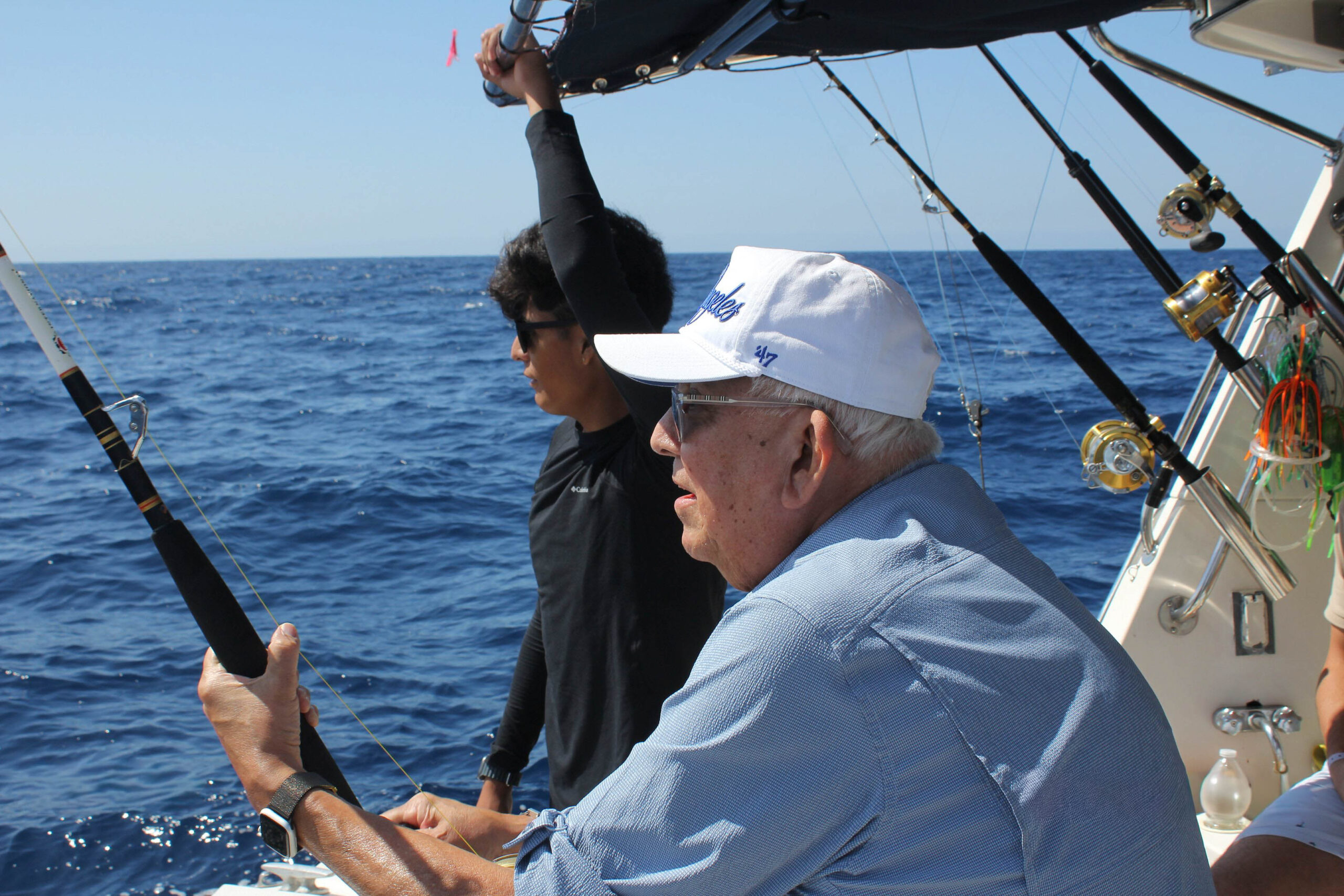 How Do Tides Affect Cabo San Lucas Fishing Near the Shore