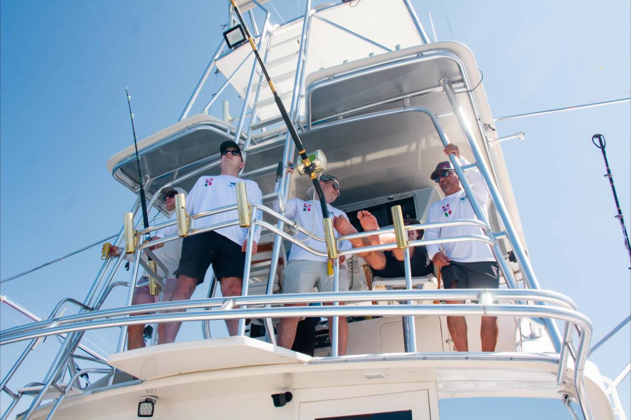 How Many Hours Should I Book for Fishing in Cabo in August