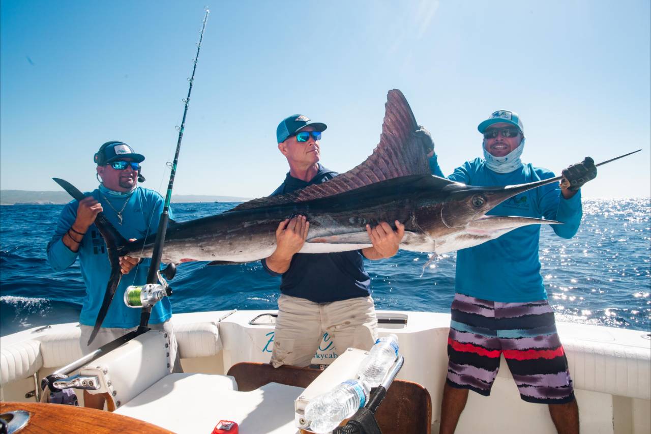 Where Are the Best Fishing Spots in Cabo San Lucas in November